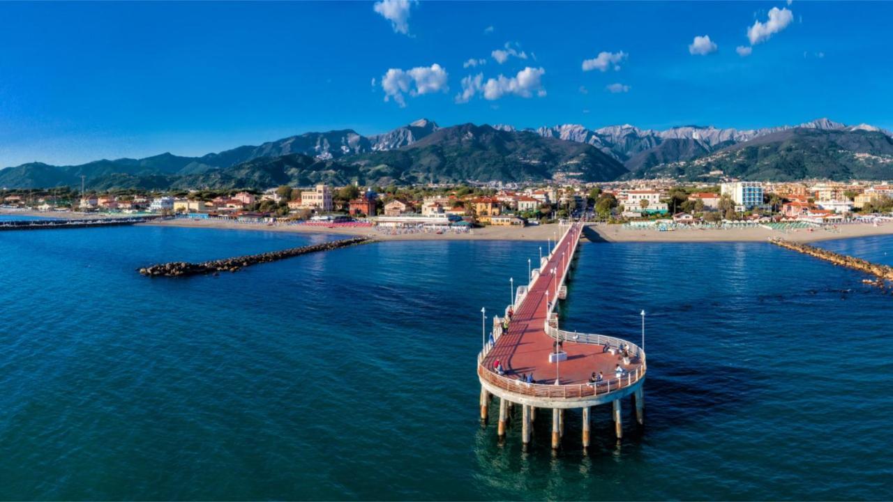 "La Casetta Nascosta" A Marina Di Massa Bagian luar foto